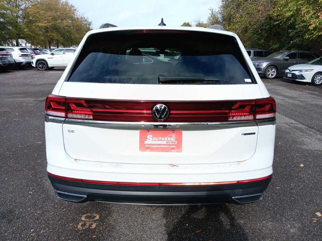 2025 Volkswagen Atlas 2.0T SE 4