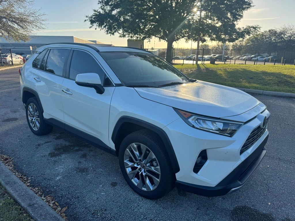 2019 Toyota RAV4 Limited 7