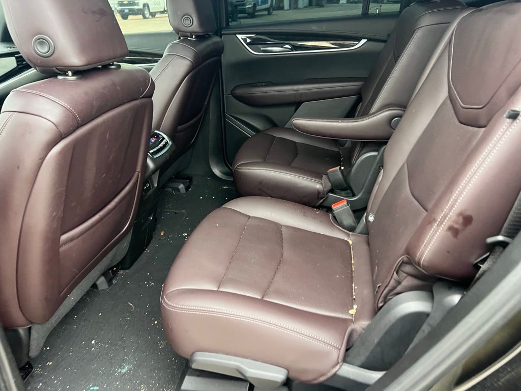 2022 Cadillac XT6 Premium Luxury Black at AutoSavvy Houston Northwest