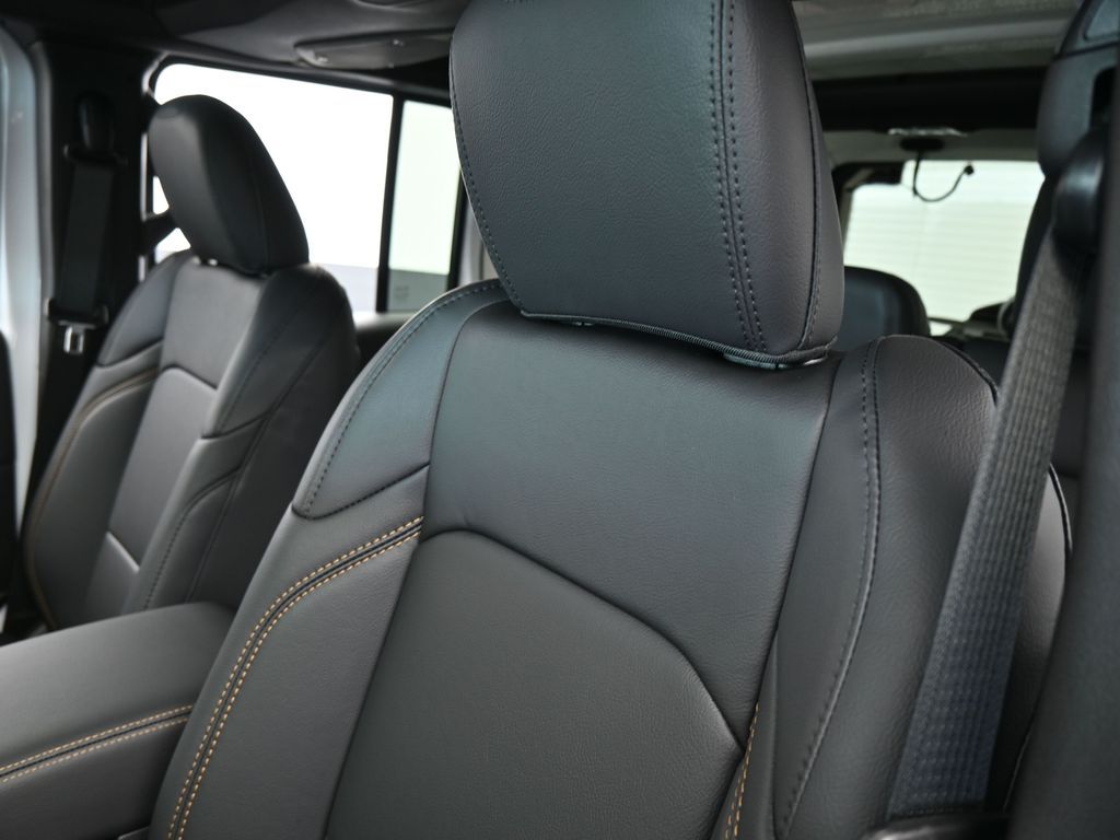 New 2026 Bright White Clearcoat Jeep Sahara image 14