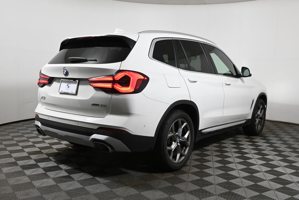 Thumbnail: 2023 BMW X3 - 11