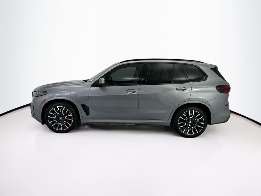 Thumbnail: 2026 BMW X5 - 8