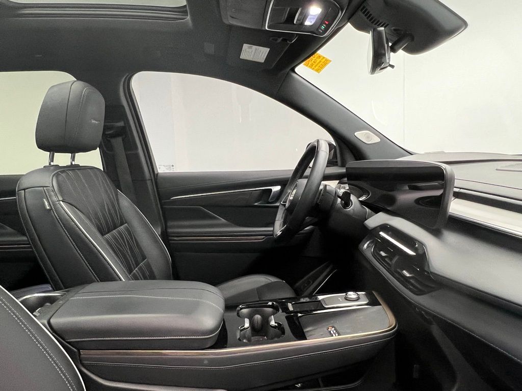 Thumbnail: 2025 Buick Enclave - 6