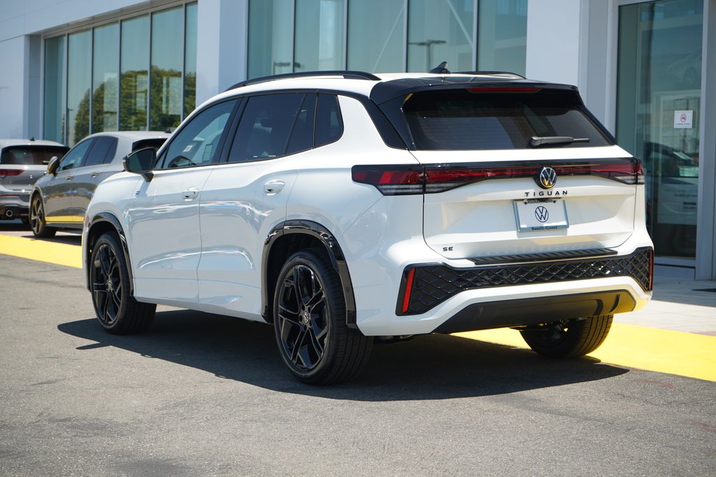 Thumbnail: 2026 Volkswagen Tiguan - 3