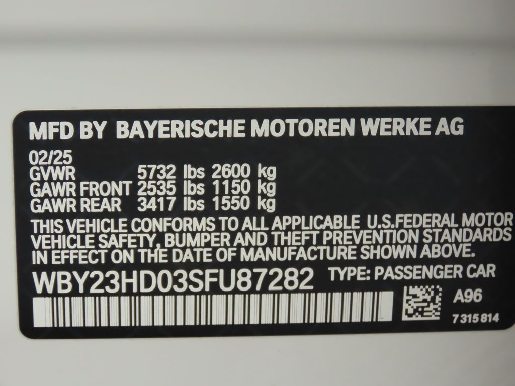 2025 BMW i4 eDrive40 32