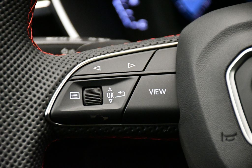 Thumbnail: 2025 Audi Q3 - 24