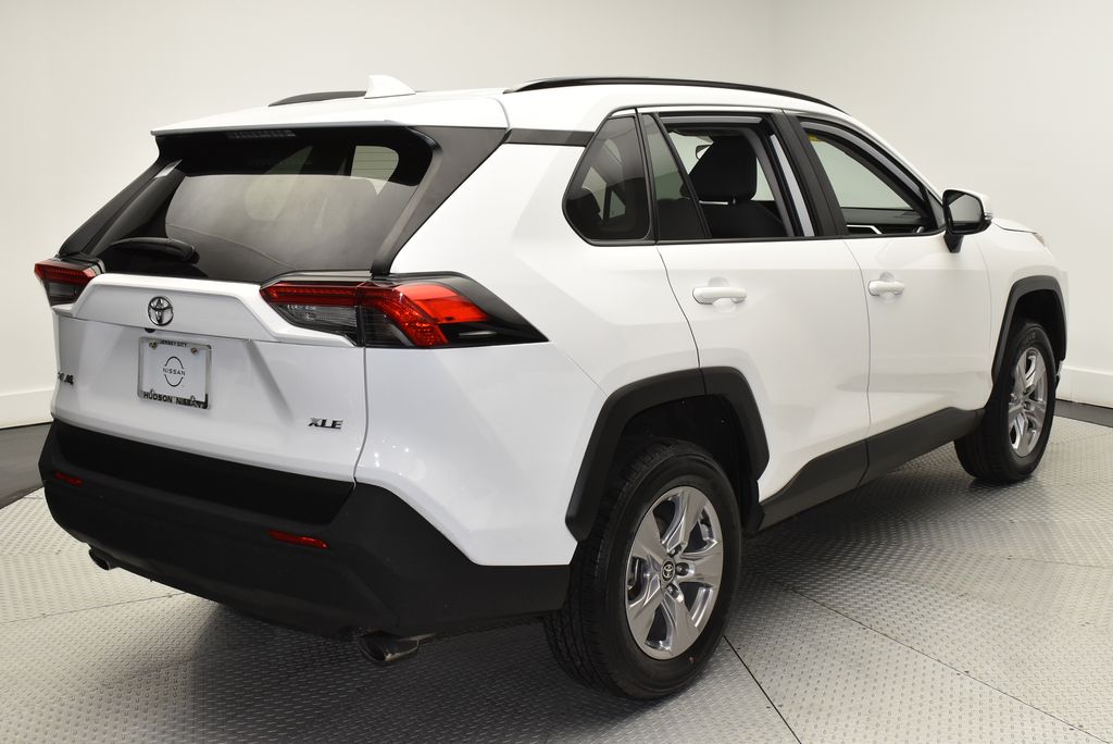 Thumbnail: 2024 Toyota RAV4 - 5