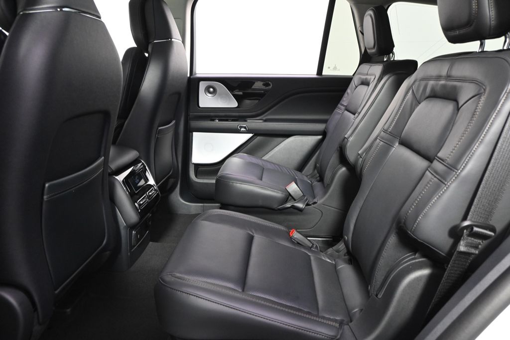 New 2026 White Lincoln Reserve image 22