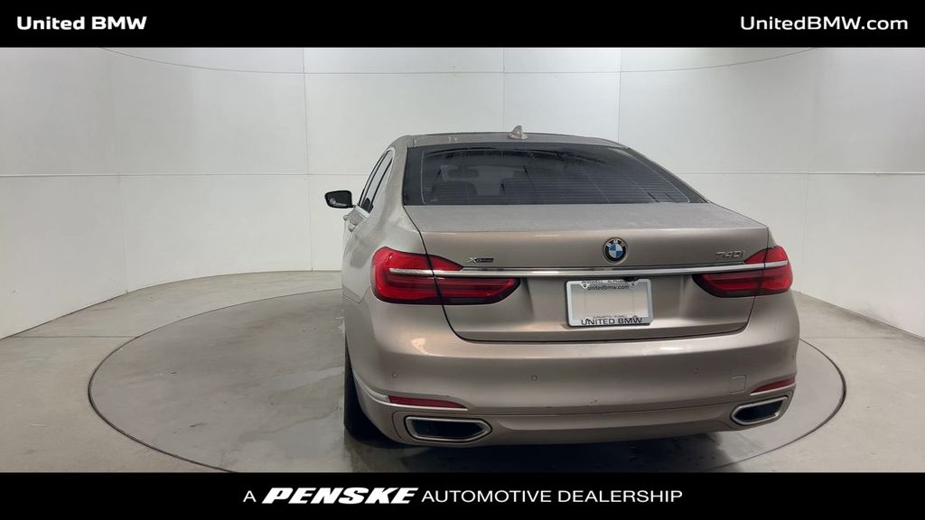 2019 BMW 7 Series 740i xDrive 7