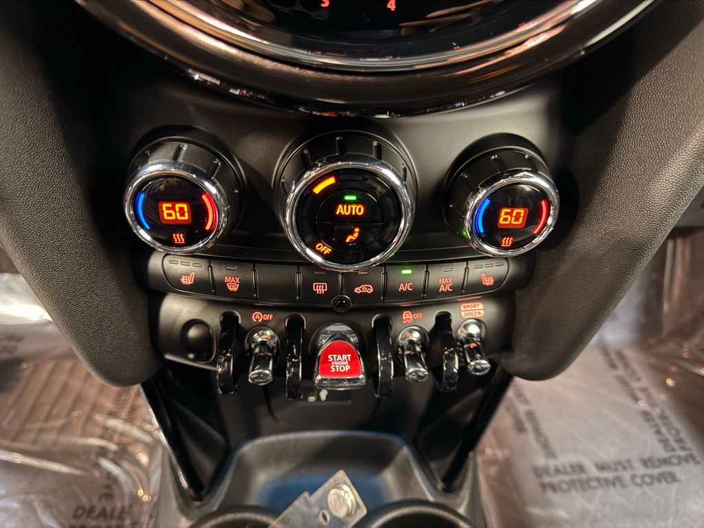 Thumbnail: 2023 MINI Cooper - 18