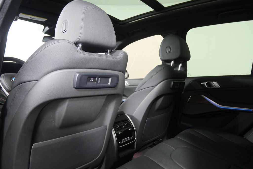 Thumbnail: 2021 BMW X5 - 17