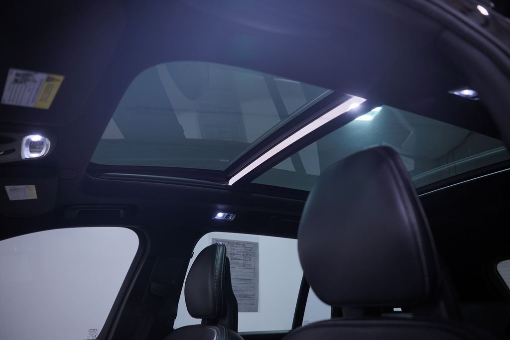 Thumbnail: 2017 Volvo XC90 - 8