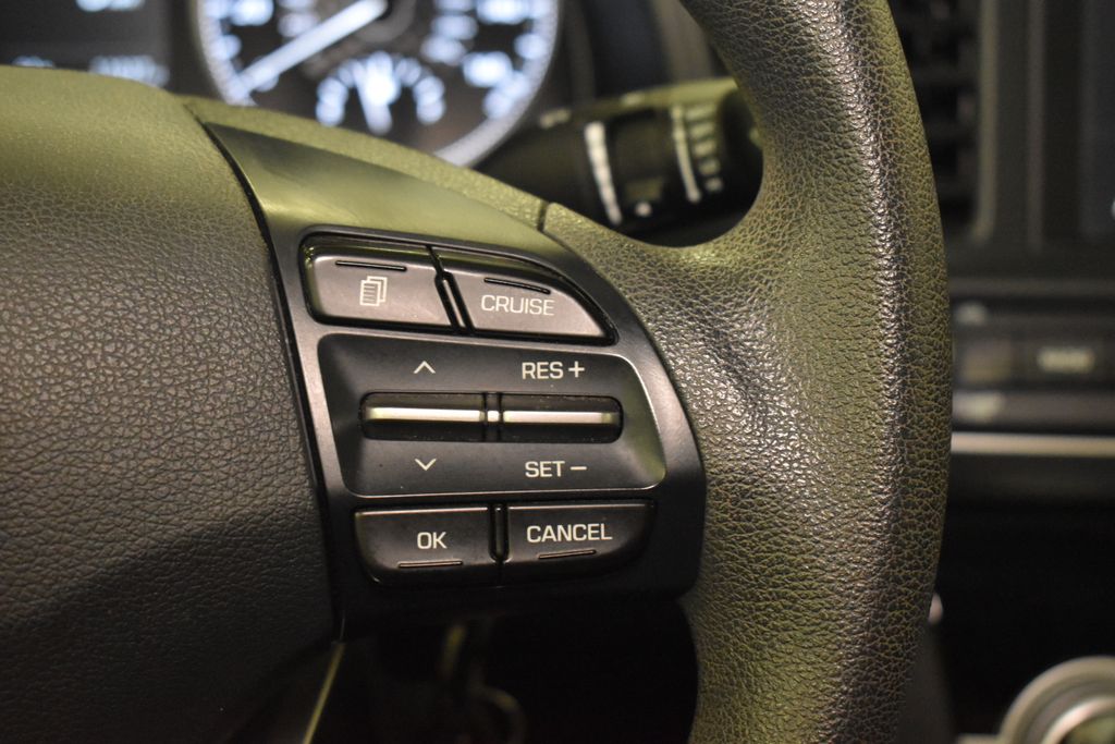 2019 Hyundai Elantra SEL 22