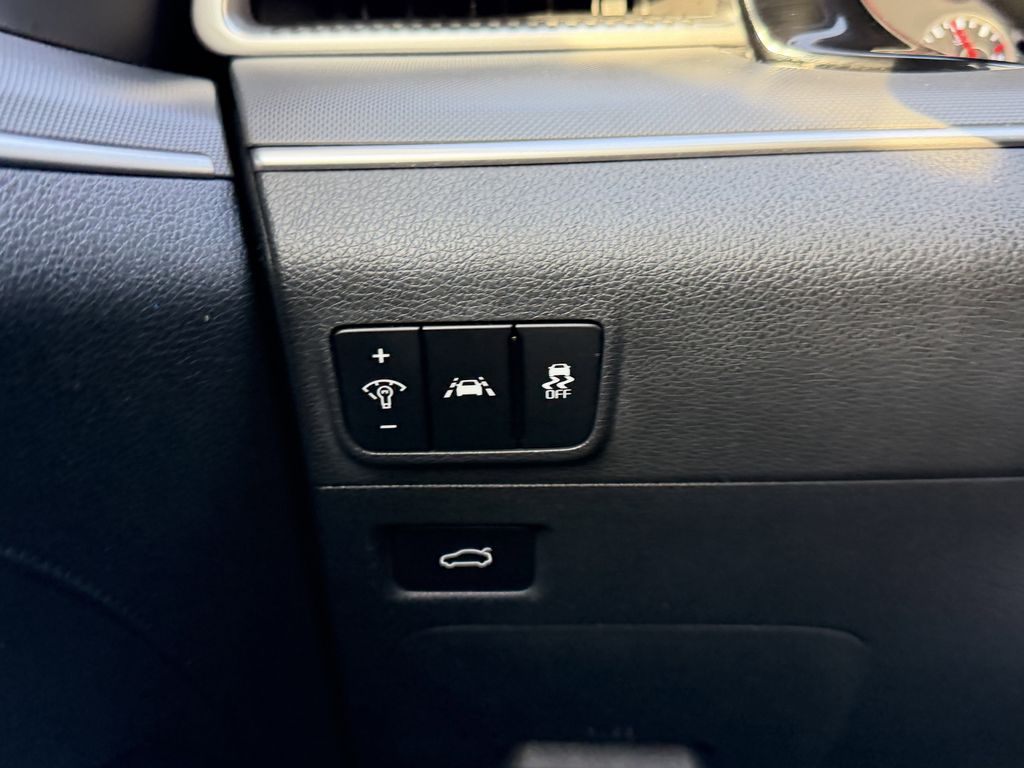used 2022 Kia K5 car, priced at $18,991
