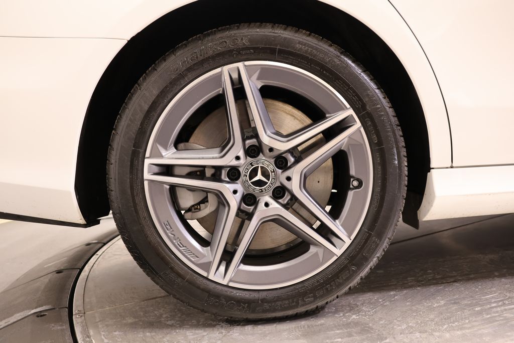 Thumbnail: 2023 Mercedes-Benz E-Class - 13