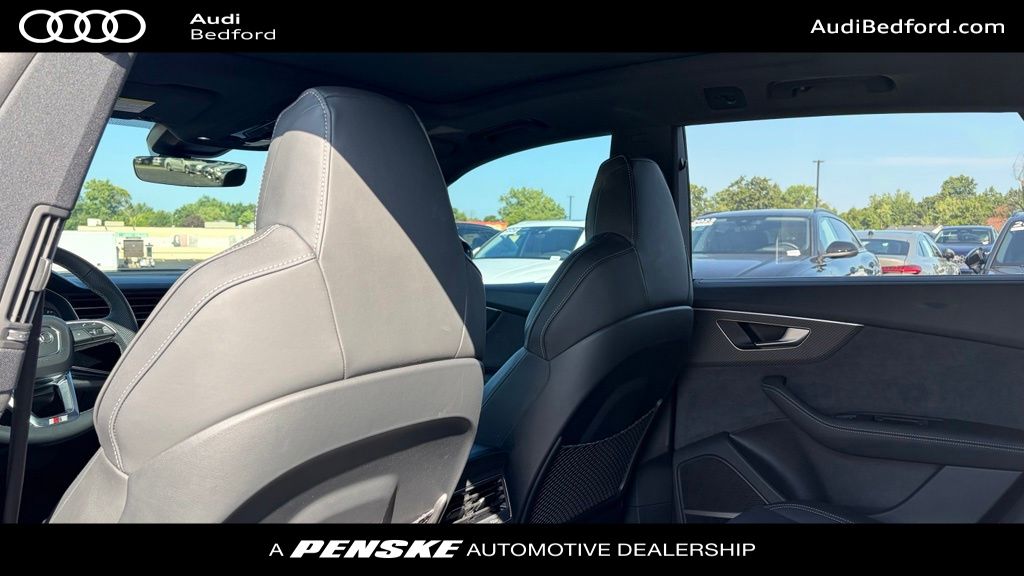 Thumbnail: 2025 Audi SQ8 - 22