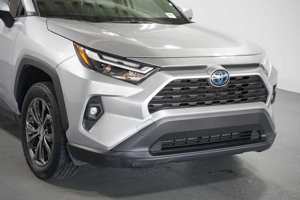 Thumbnail: 2024 Toyota RAV4 - 4