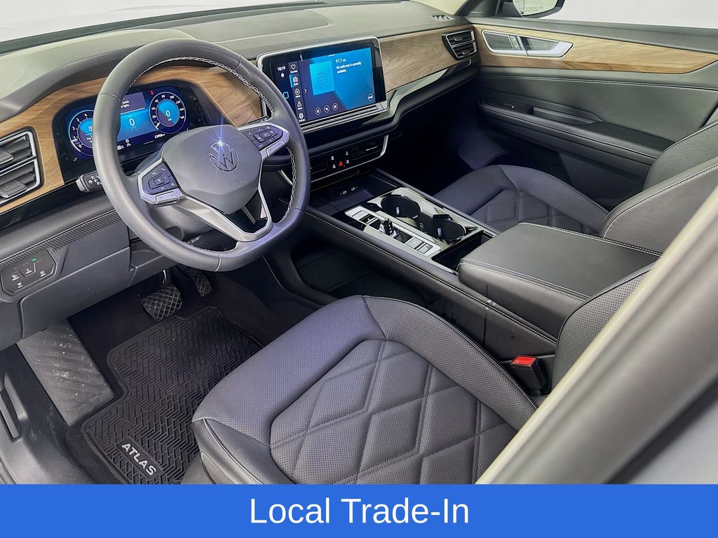 Used Car 2024 Volkswagen Atlas  2.0t Se W/technology For Sale Under $30,000 In Austin, Texas