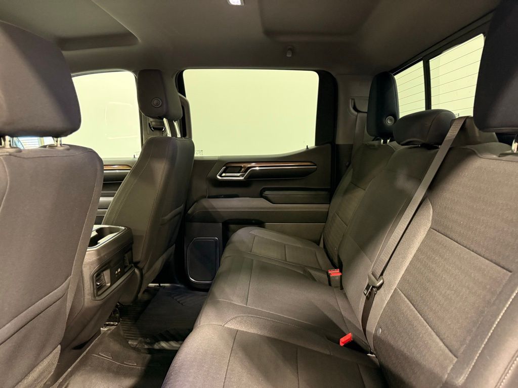 Thumbnail: 2024 Chevrolet Silverado 1500 - 21