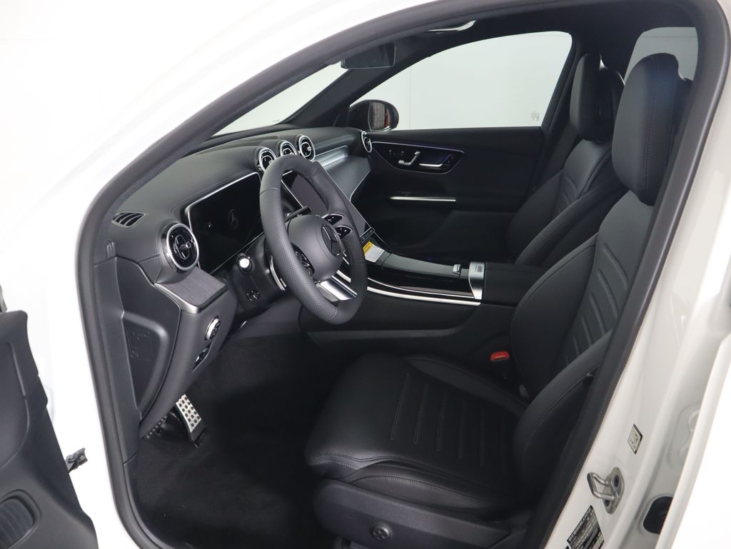 Thumbnail: 2026 Mercedes-Benz GLC - 20