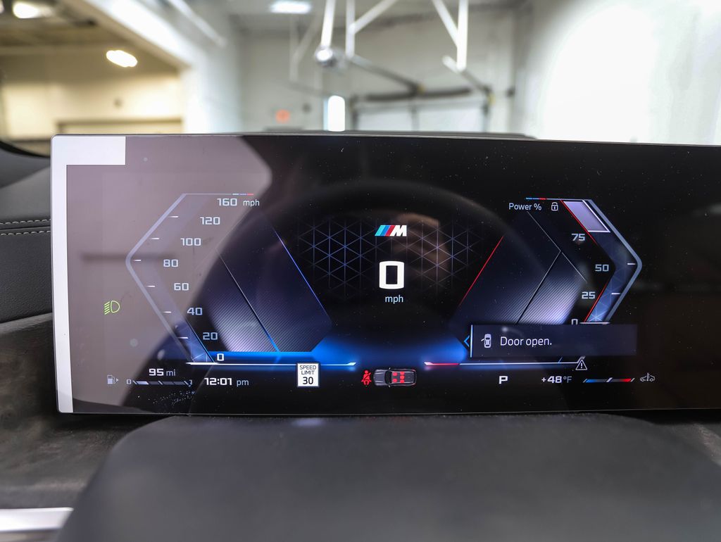 Thumbnail: 2026 BMW X5 - 14