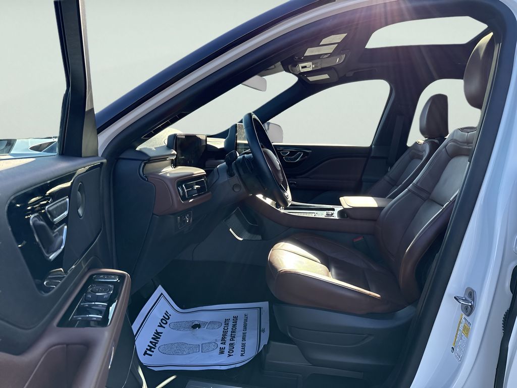 2025 Lincoln Aviator