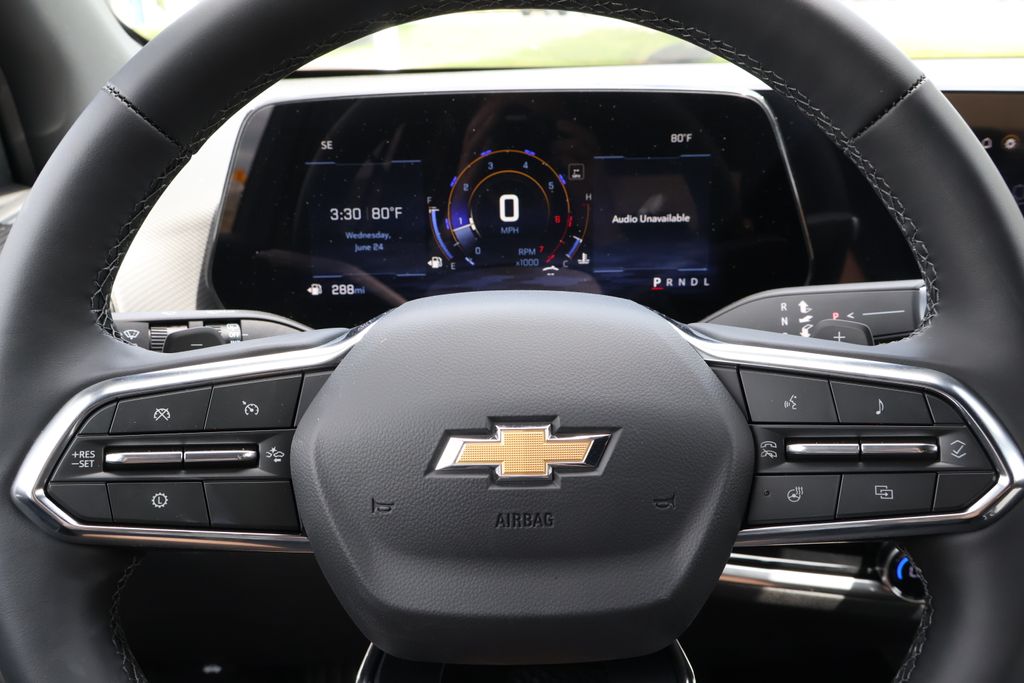 Thumbnail: 2026 Chevrolet Equinox - 21