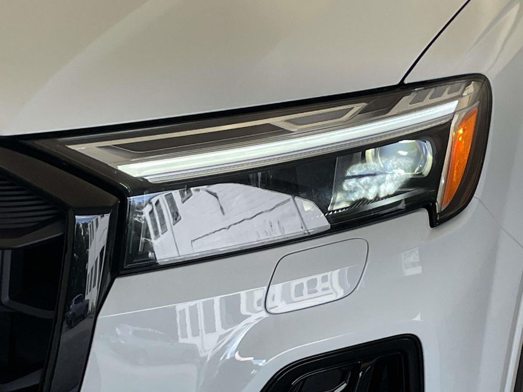 2026 Audi Q7 55 Premium White at Audi Porsche Sewickley