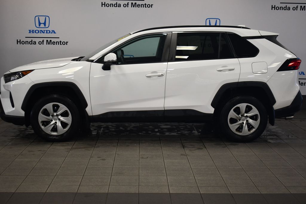 Thumbnail: 2019 Toyota RAV4 - 4