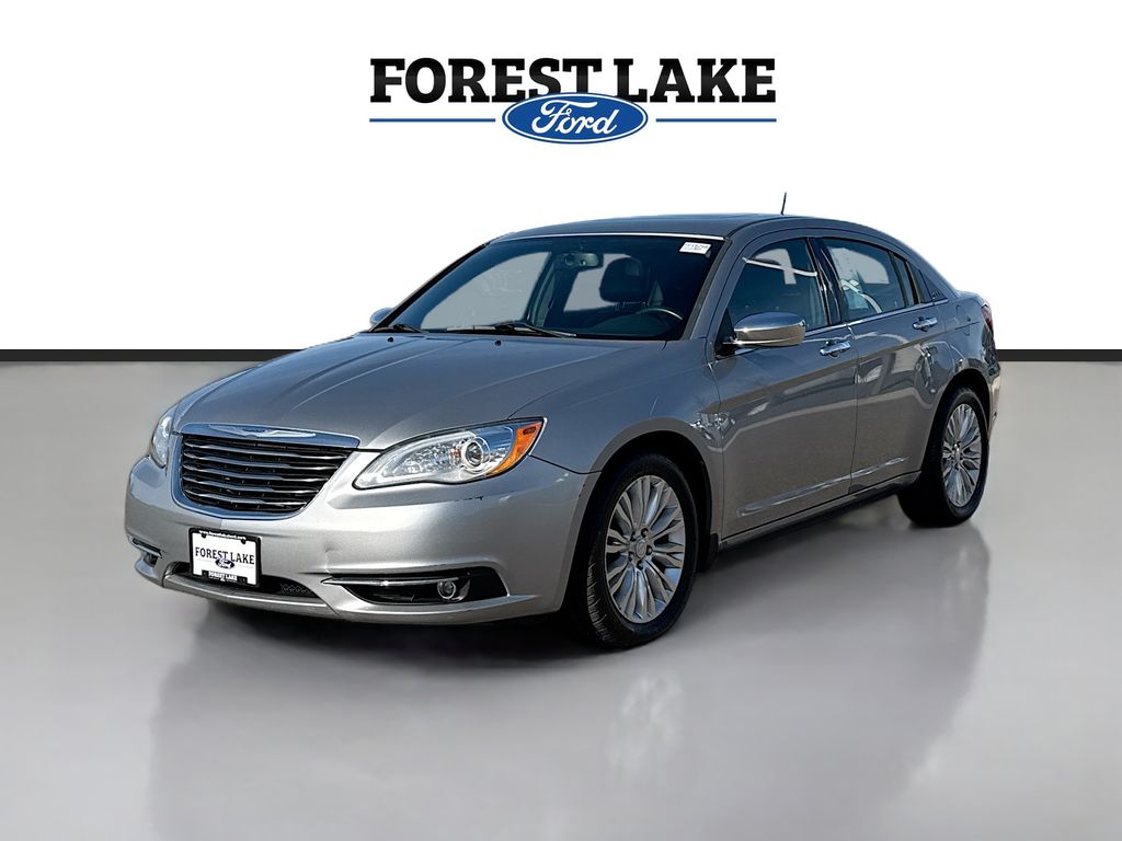 View vehicle photo 3