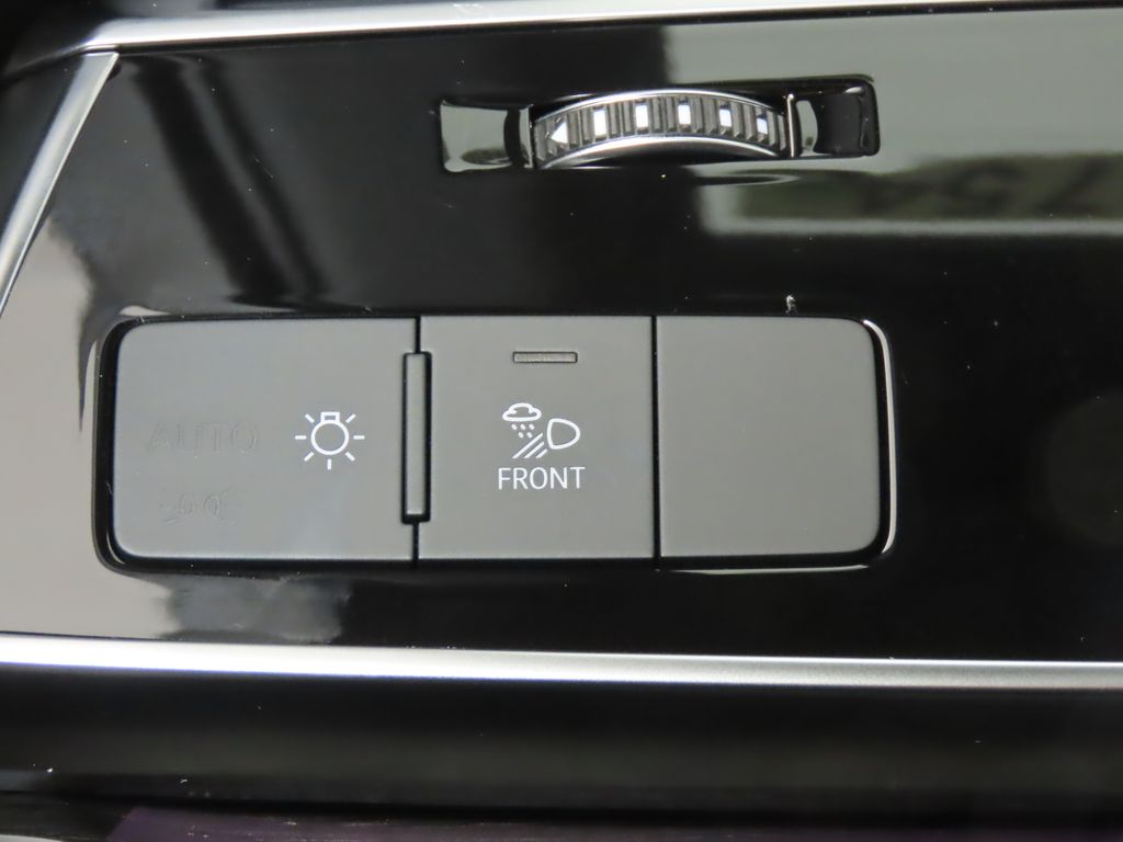 Thumbnail: 2025 Audi Q7 - 18