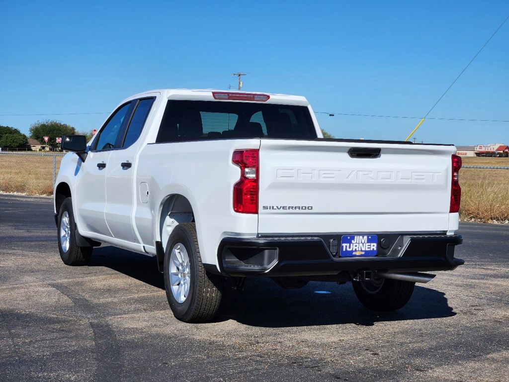 2025 Chevrolet Silverado 1500 WT 4