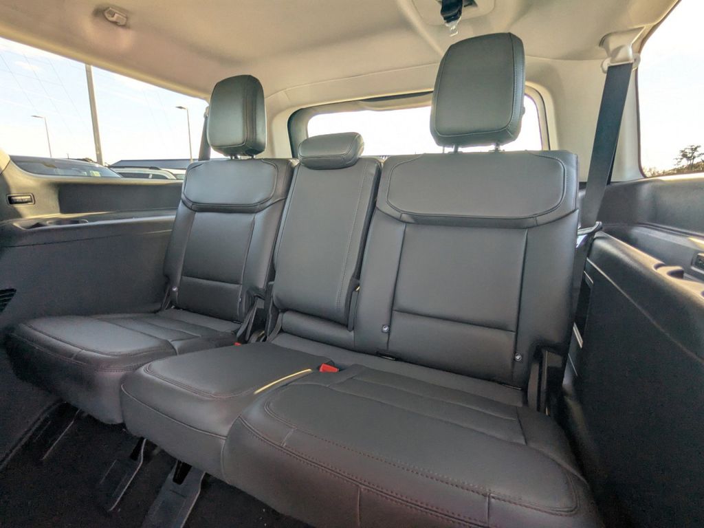 2025 Ford Expedition Active MAX