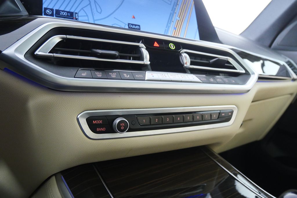 Thumbnail: 2021 BMW X5 - 24