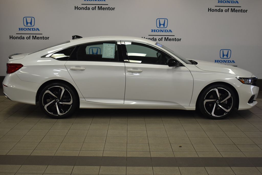 2022 Honda Accord Sport 8