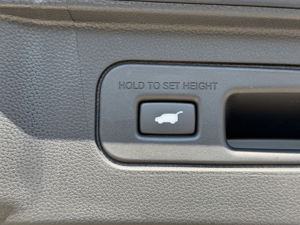 new 2026 Honda Pilot car, priced at $44,107