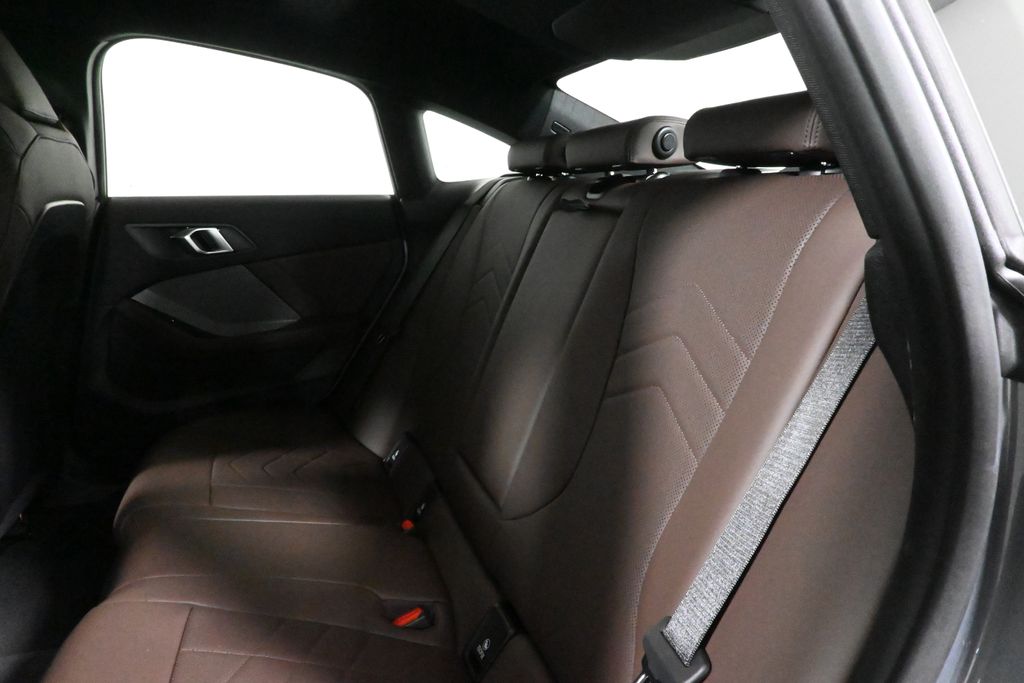 Thumbnail: 2026 BMW 2 Series - 4