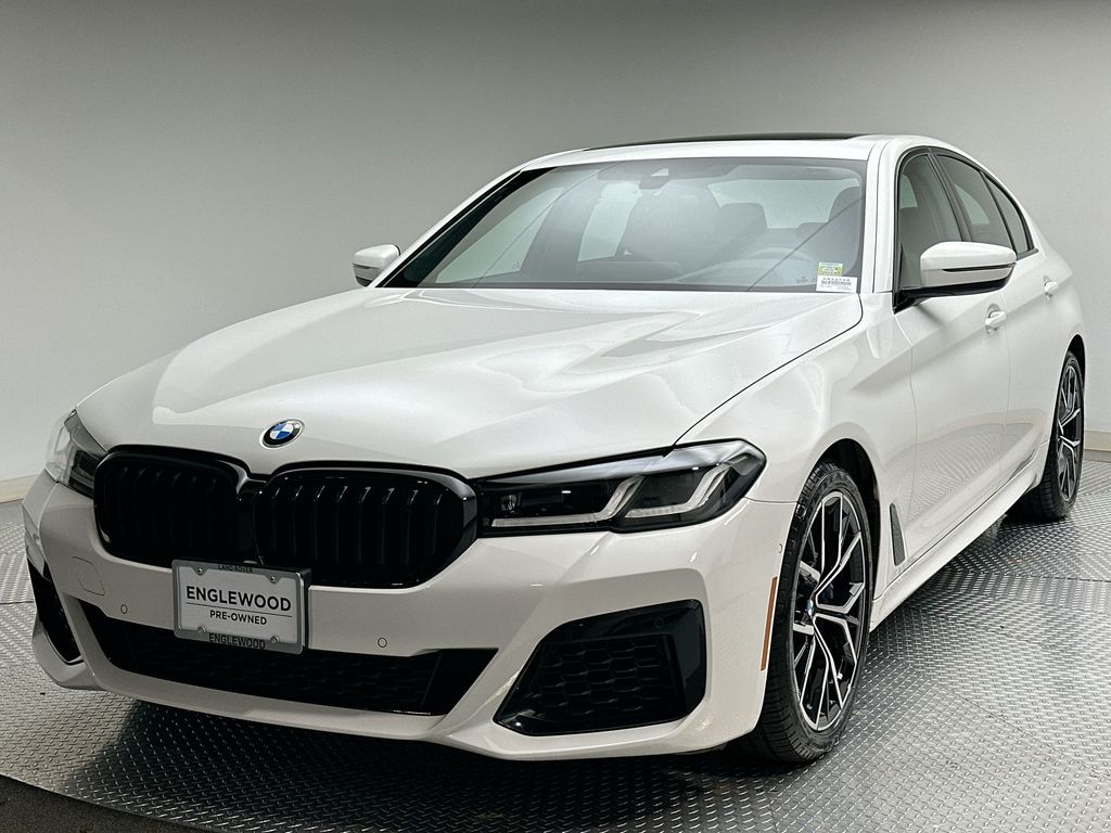 Thumbnail: 2022 BMW 5 Series - 1