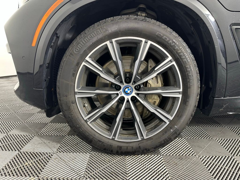 Thumbnail: 2023 BMW X5 - 9