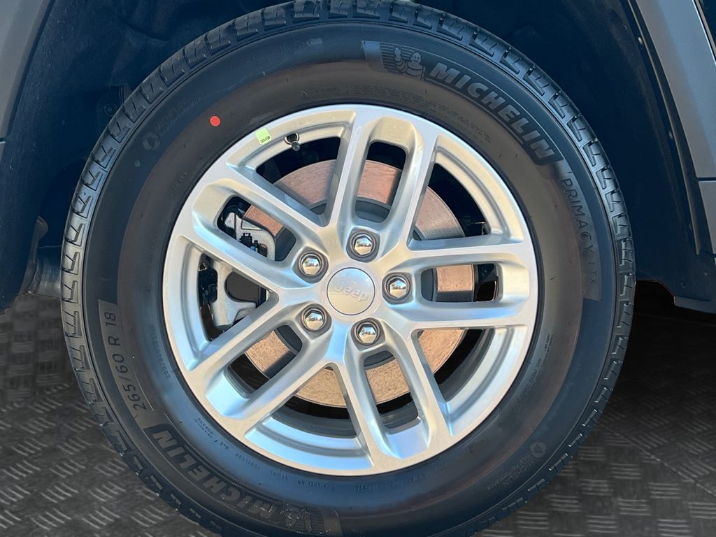 New Car 2025 Jeep Grand Cherokee L  Laredo For Sale Under $90,000 In Austin, Texas