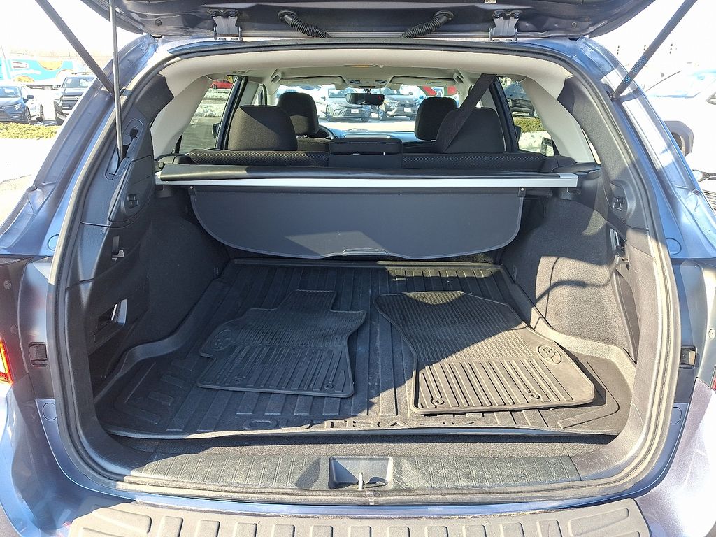 Thumbnail: 2017 Subaru Outback - 29