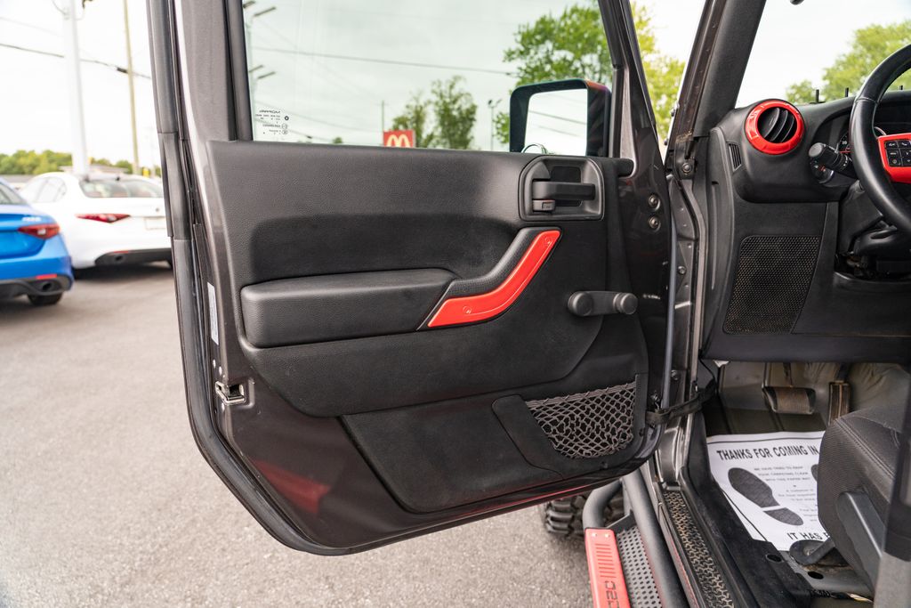 2017 Jeep Wrangler Unlimited Sport photo