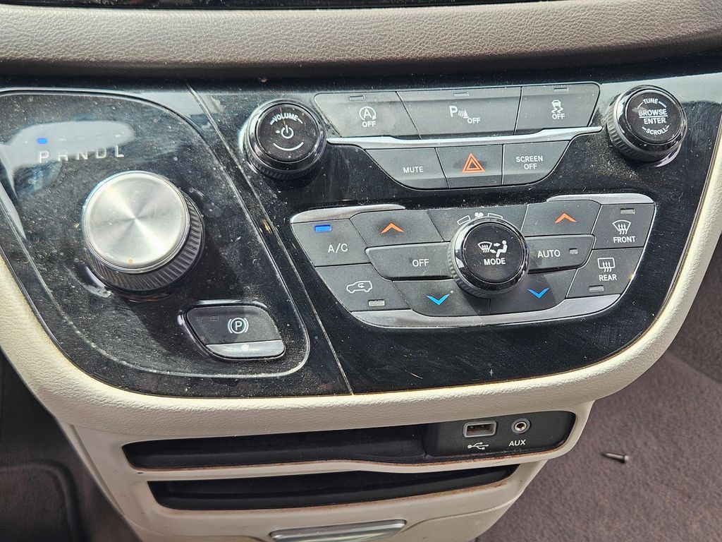 Used Car 2019 Chrysler Pacifica  Touring Plus For Sale Under $20,000 In San Marcos, Texas