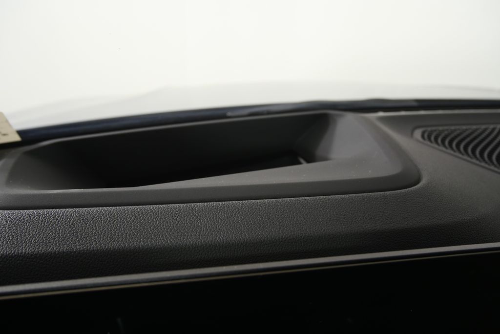 Thumbnail: 2023 BMW 3 Series - 23