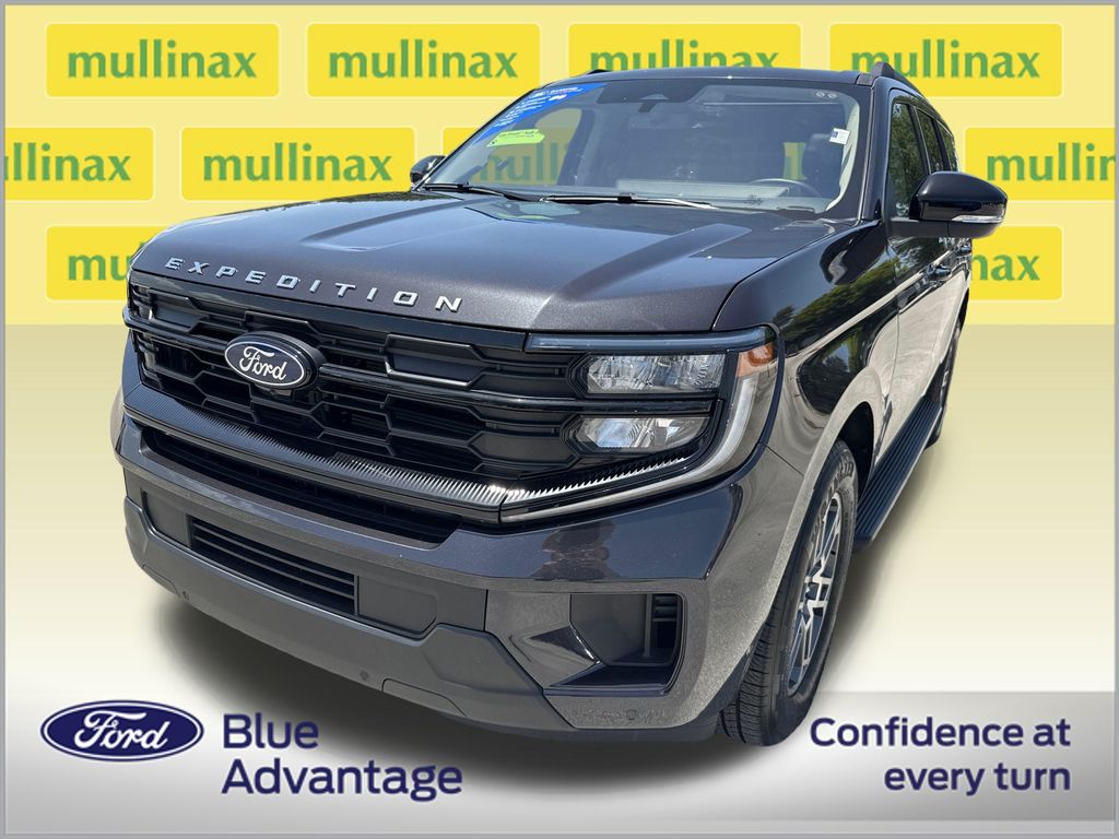 Certified Used 2025 Gray Ford Active image 11