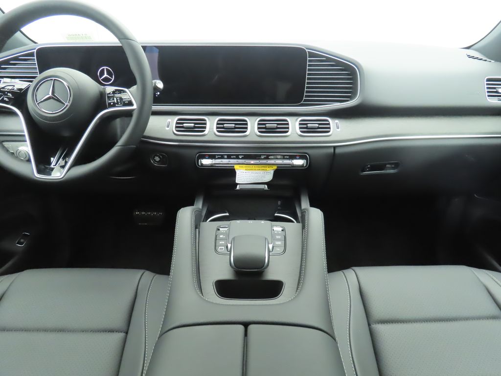 Thumbnail: 2026 Mercedes-Benz GLE - 14