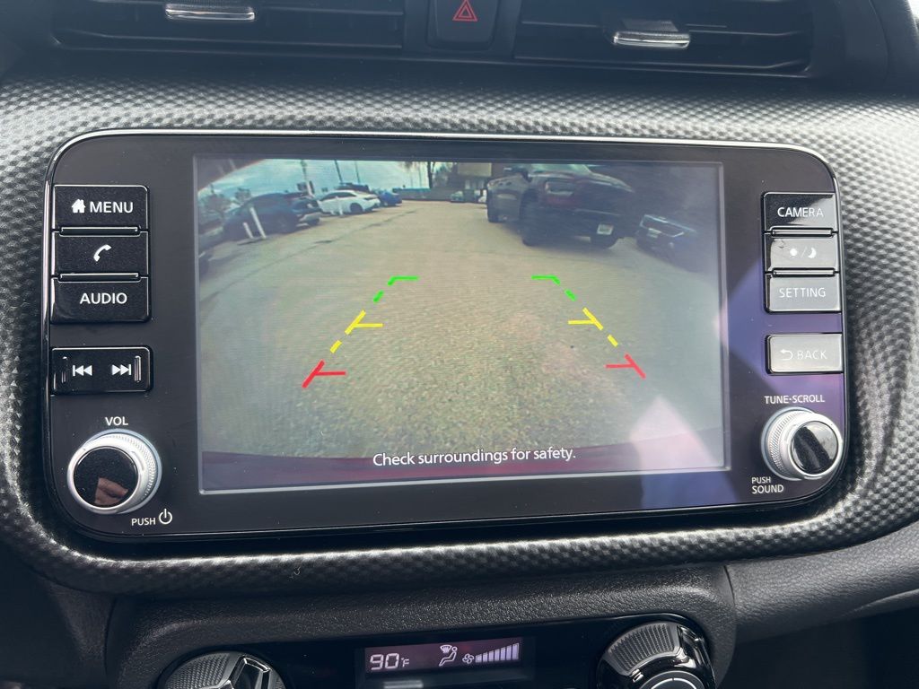 2022 Nissan Kicks SV photo