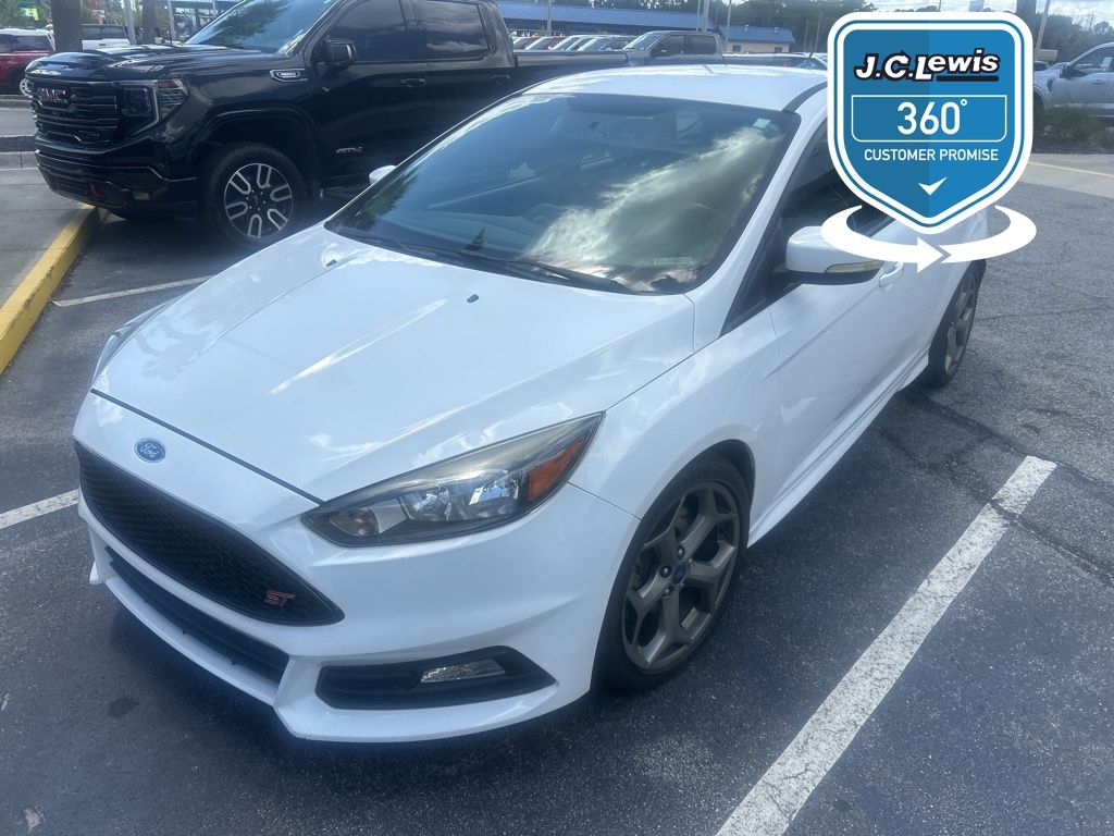 2018 Ford Focus ST