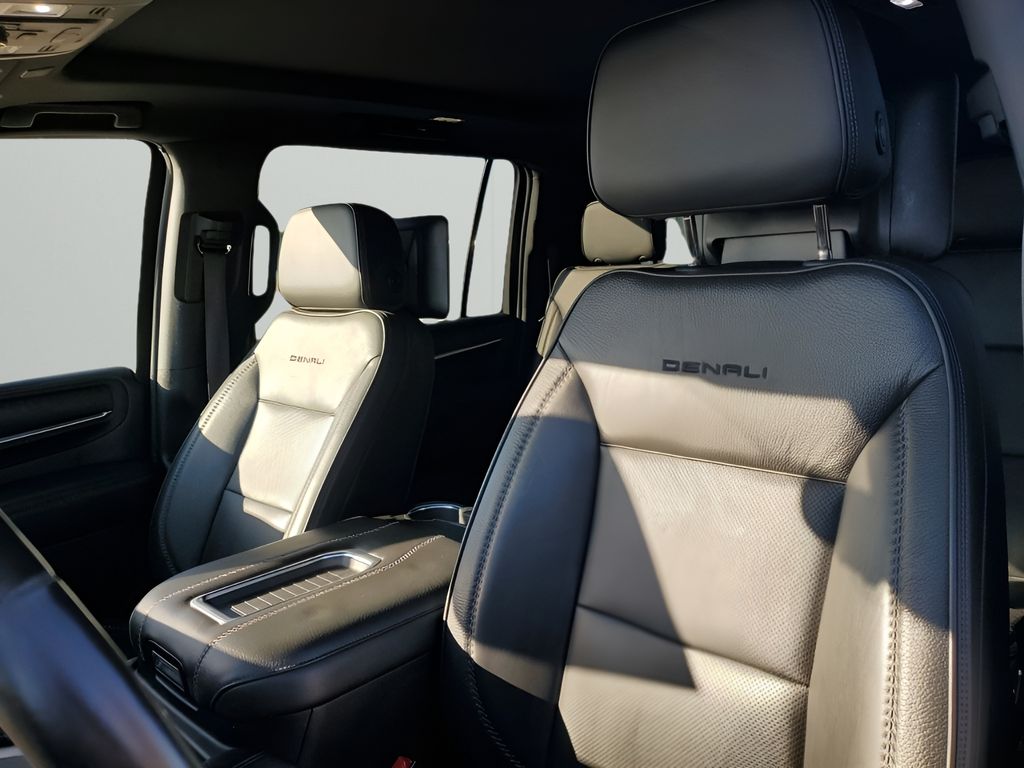 Used Car 2021 Gmc Yukon Xl  Denali For Sale Under $50,000 In Austin, Texas