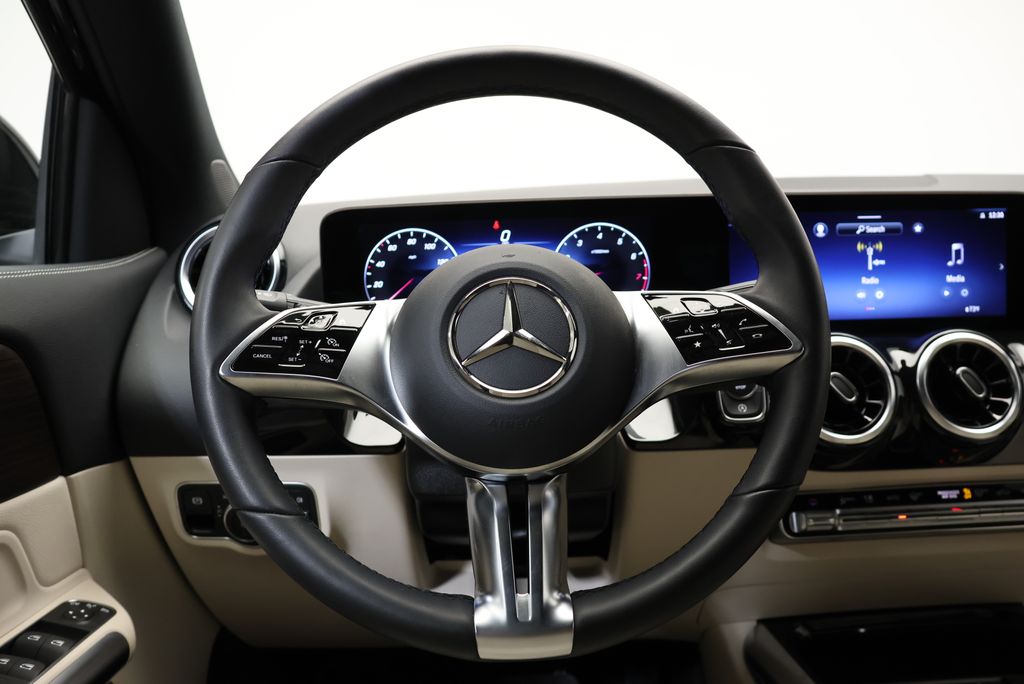 Thumbnail: 2026 Mercedes-Benz GLA - 19